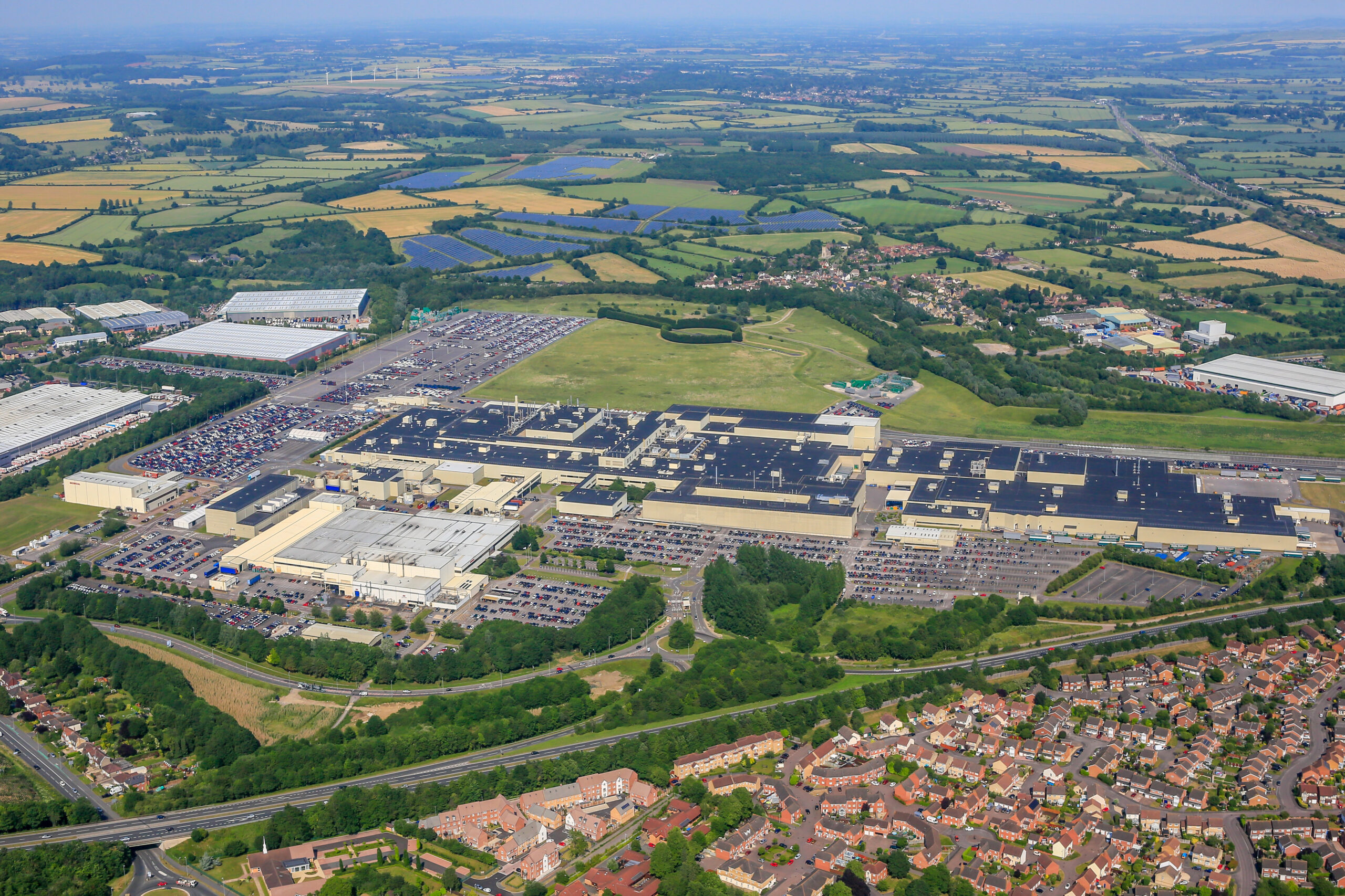 Panattoni plans to invest £700m in one of its largest logistics schemes to date after buying the former Honda plant in Swindon